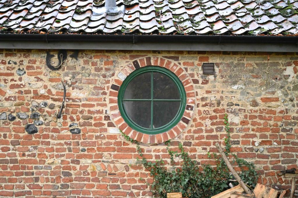 bespoke round window